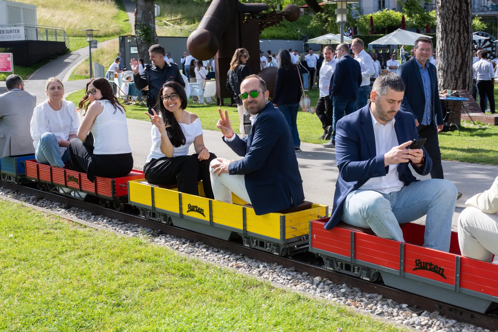 Petit train, animation 50 ans Protectas à Berne, Moon Suisse